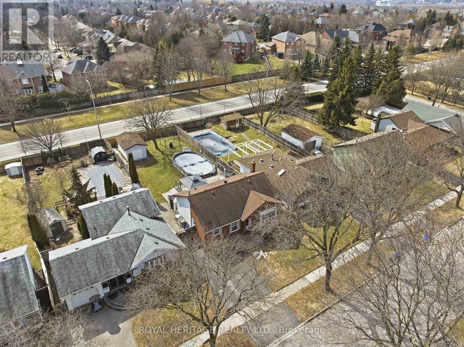 148 Guthrie Crescent, Whitby, Ontario  L1P 1A8 - Photo 42 - E13025072