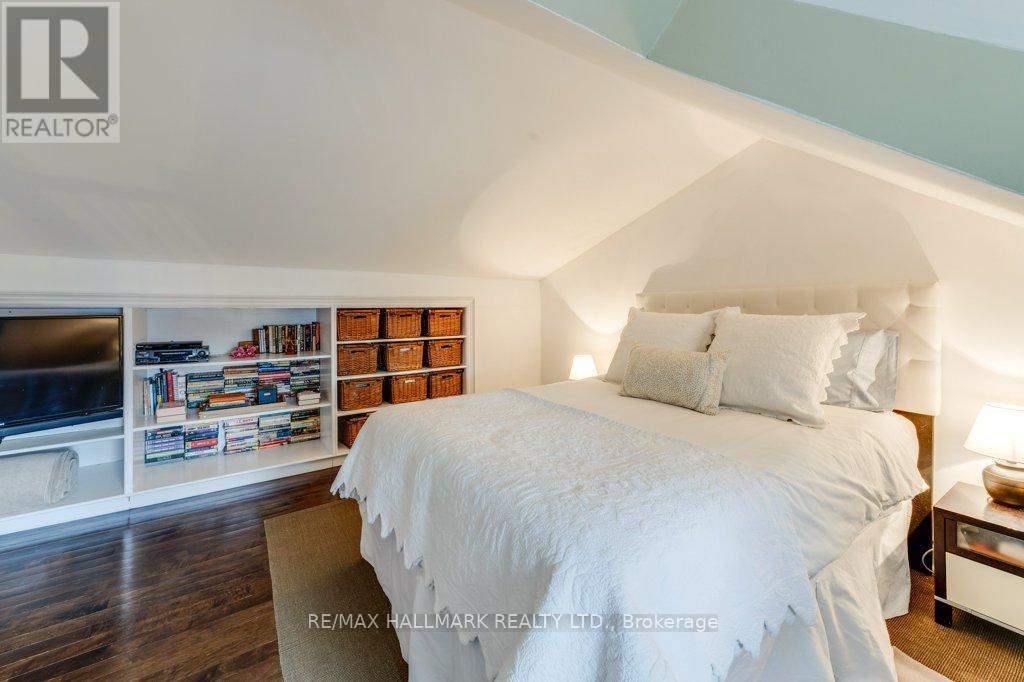 813 Carlaw Avenue, Toronto, Ontario  M4K 3L1 - Photo 30 - E13025132