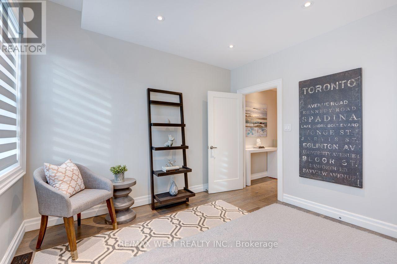 413 Leslie Street, Toronto, Ontario  M4M 3E3 - Photo 12 - E13025172