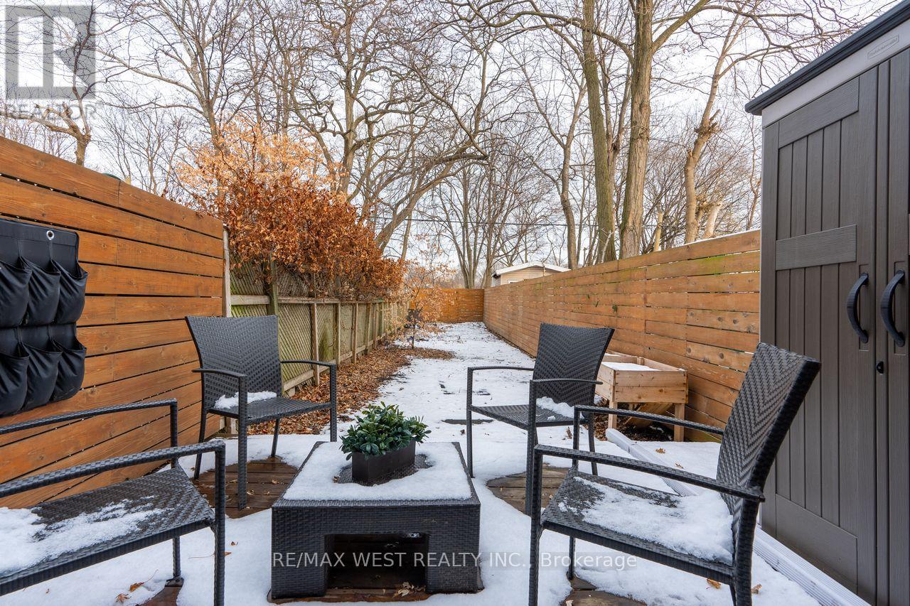 413 Leslie Street, Toronto, Ontario  M4M 3E3 - Photo 18 - E13025172