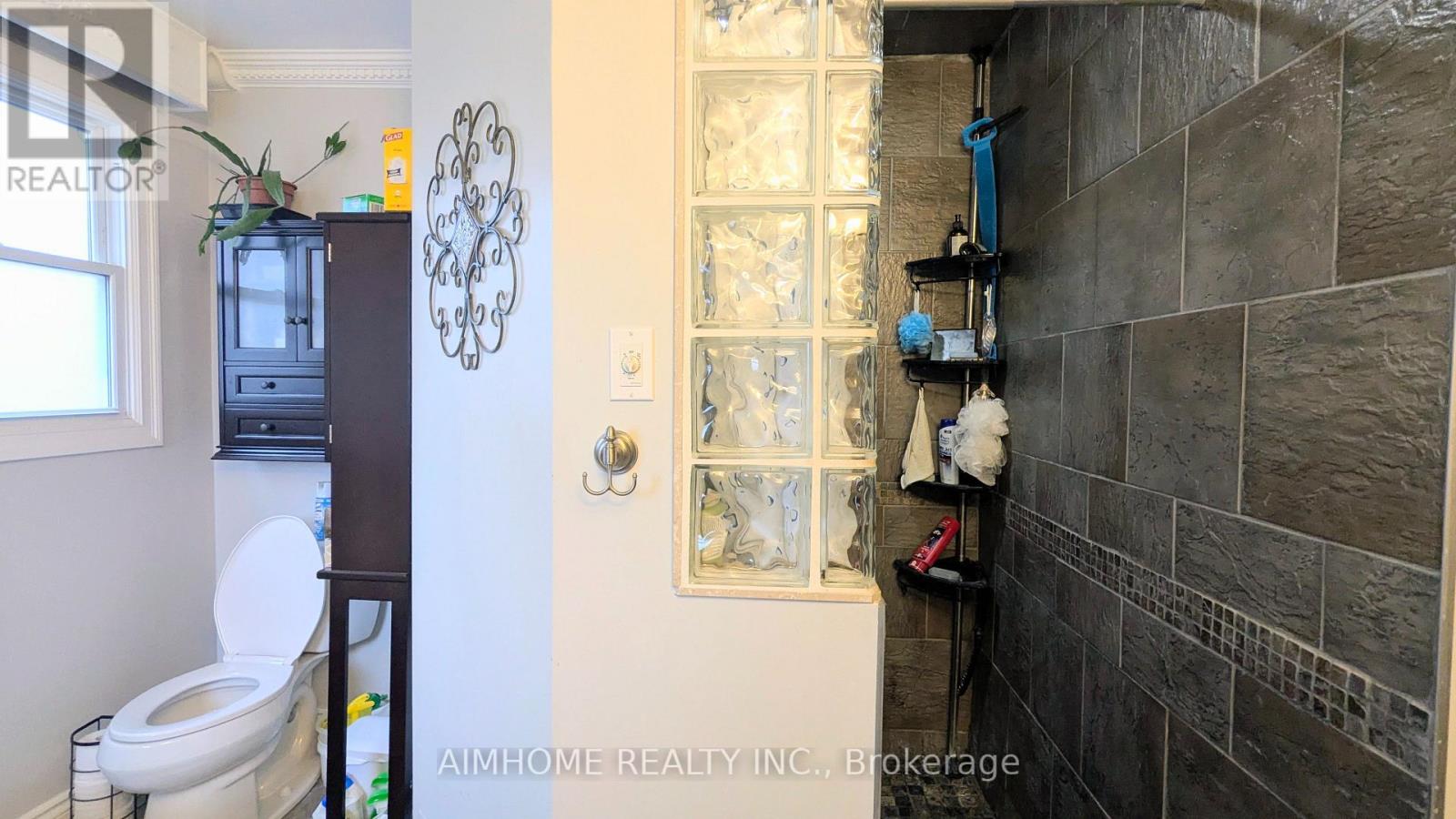 18 Carmichael Drive, Whitby, Ontario  L1N 9A4 - Photo 14 - E13025218