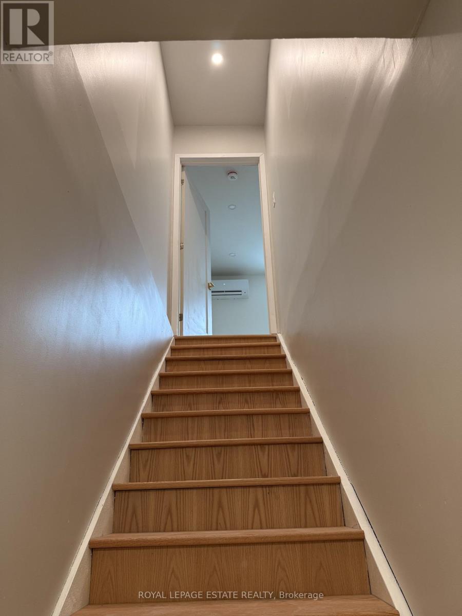 Rear - 67 Wayland Avenue, Toronto, Ontario  M4E 3C8 - Photo 18 - E13025290