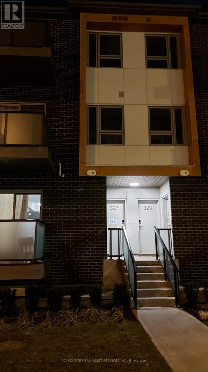 327 - 2787 EGLINTON AVENUE E, Toronto, Ontario