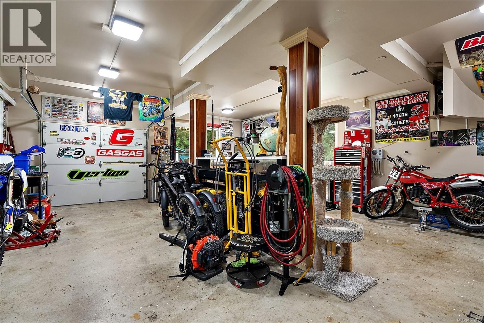 1074 Glen Forest Way, Metchosin, British Columbia  V9C 3X8 - Photo 16 - 1032429