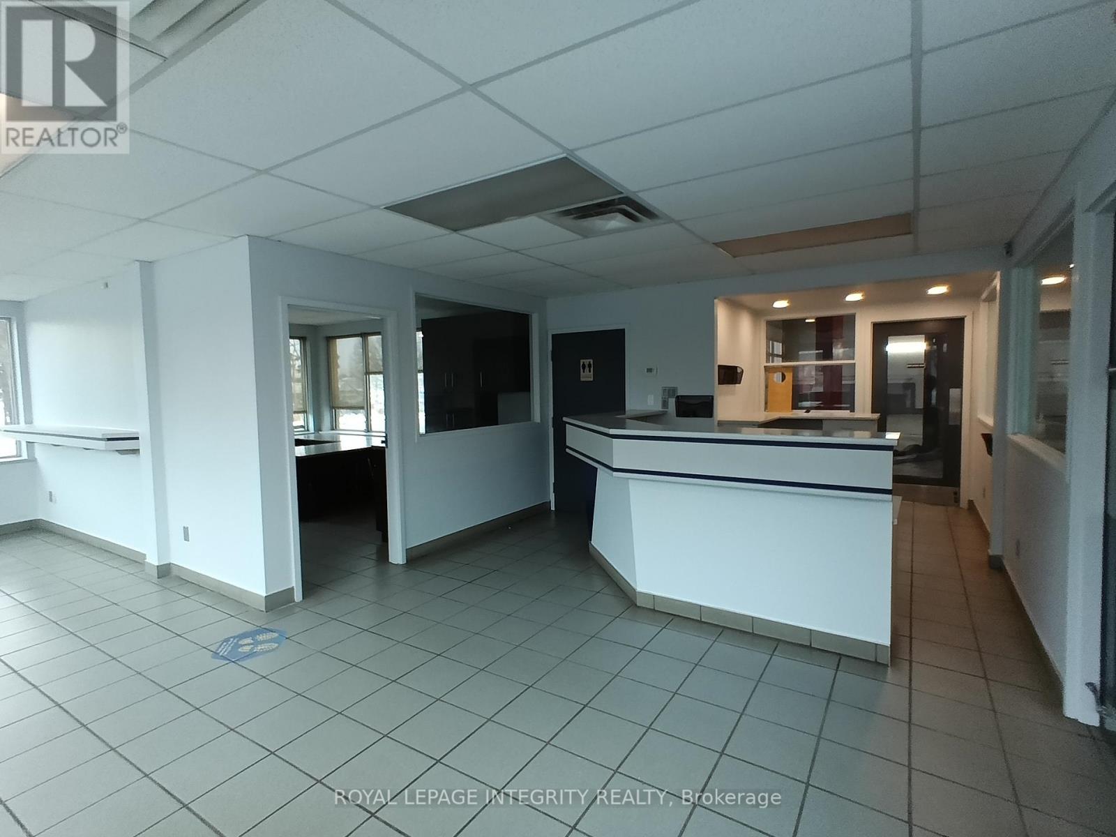 2724 Laurier Street, Clarence-Rockland, Ontario  K4K 1A2 - Photo 12 - X12070753