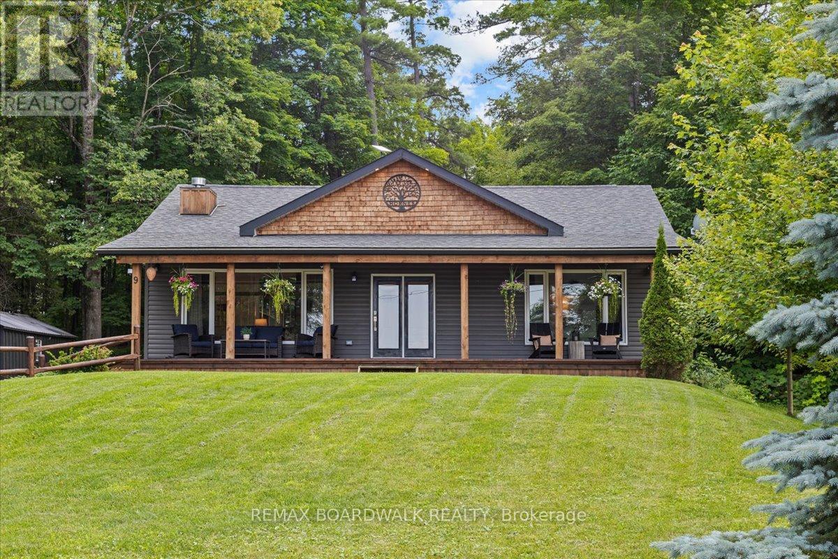 9 SKEBO LANE, Horton, Ontario