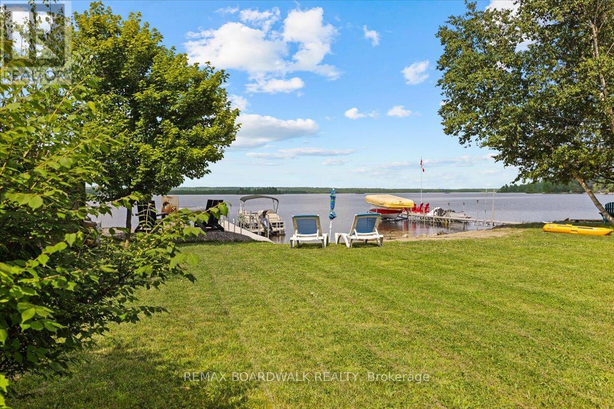 9 Skebo Lane, Horton, Ontario  K7V 3Z8 - Photo 2 - X12954598