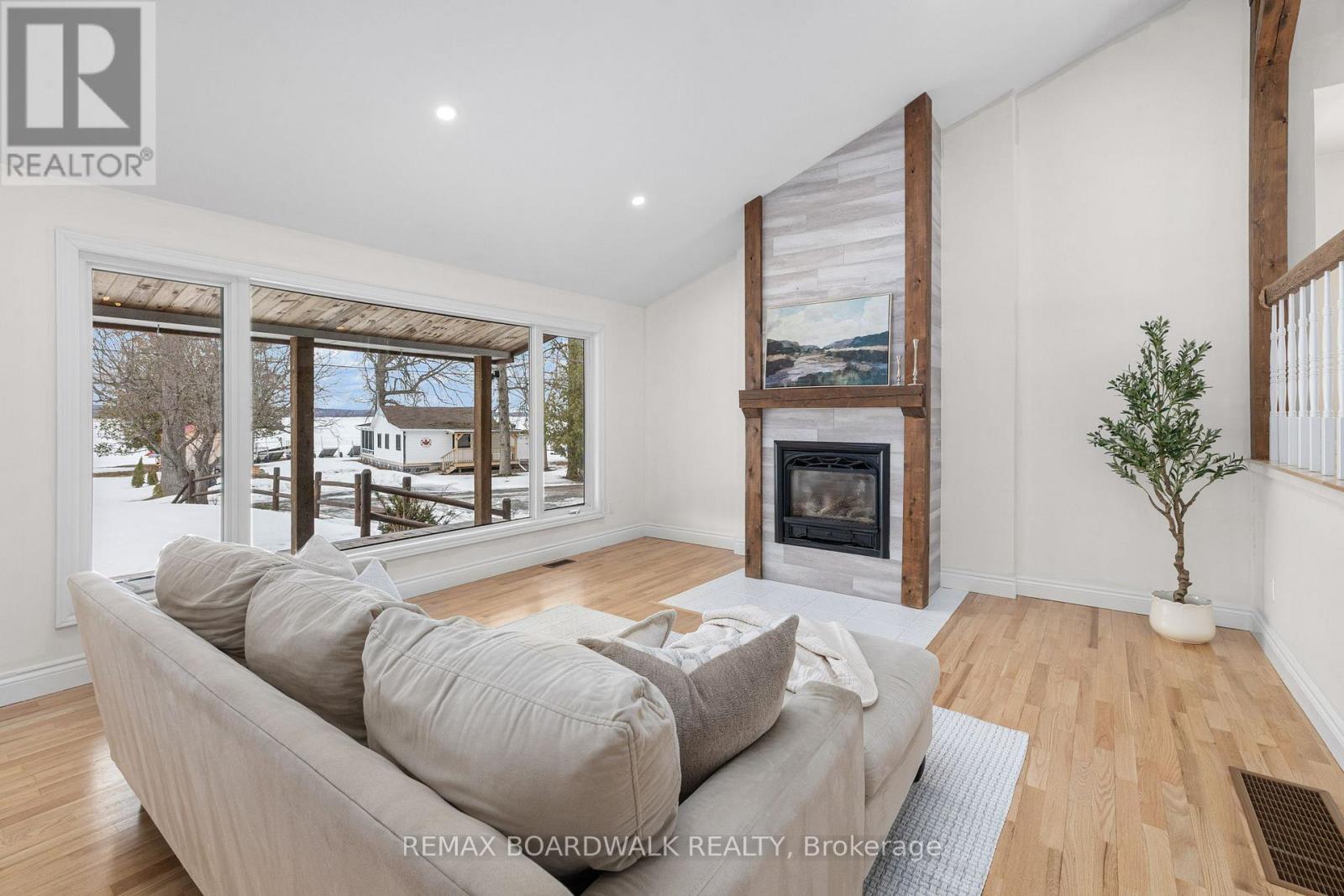 9 Skebo Lane, Horton, Ontario  K7V 3Z8 - Photo 8 - X12954598