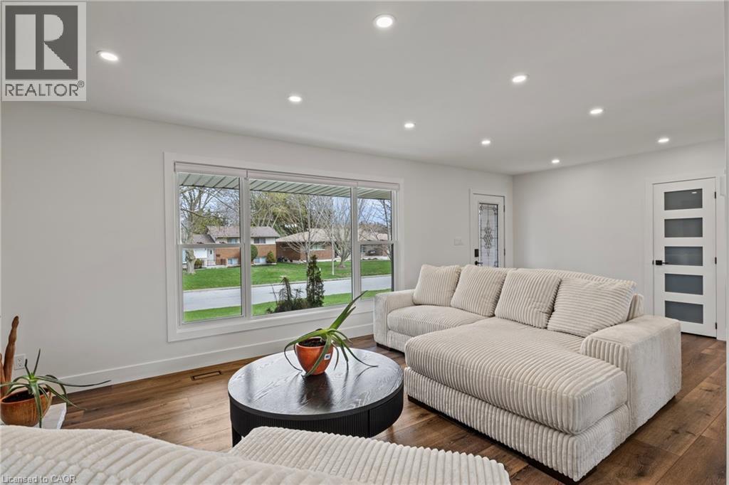 45 Driftwood Drive, Brantford, Ontario  N3R 3K2 - Photo 8 - 40822809