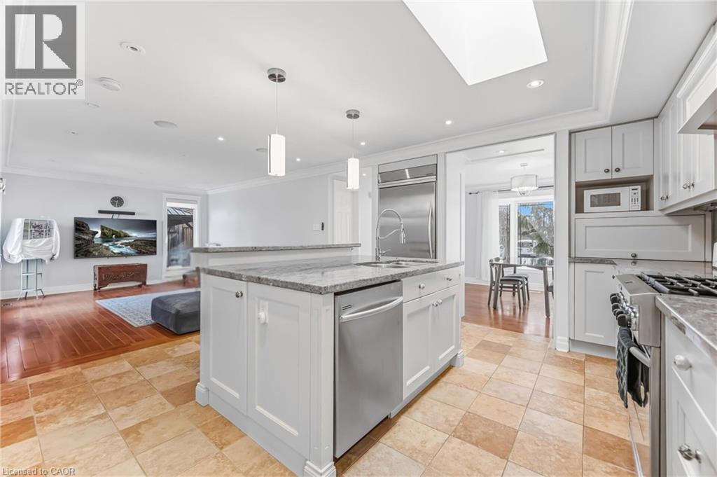 34 LORRAINE Crescent, Brampton, Ontario