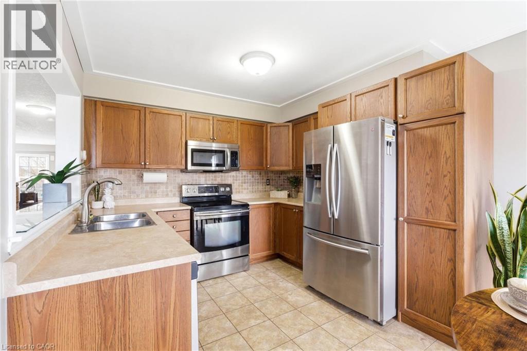 65 Bloomington Drive, Cambridge, Ontario  N1P 1J5 - Photo 17 - 40822126