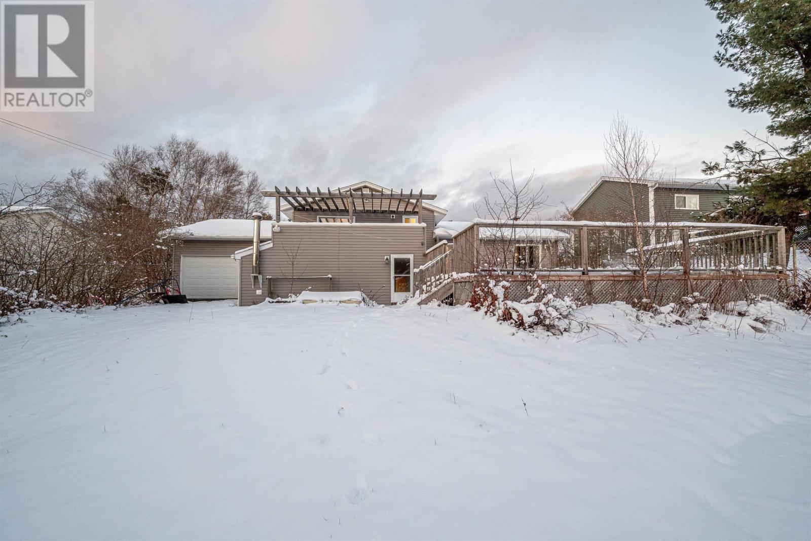 27 Grove Avenue, Beaver Bank, Nova Scotia  B4G 1B7 - Photo 48 - 202600268