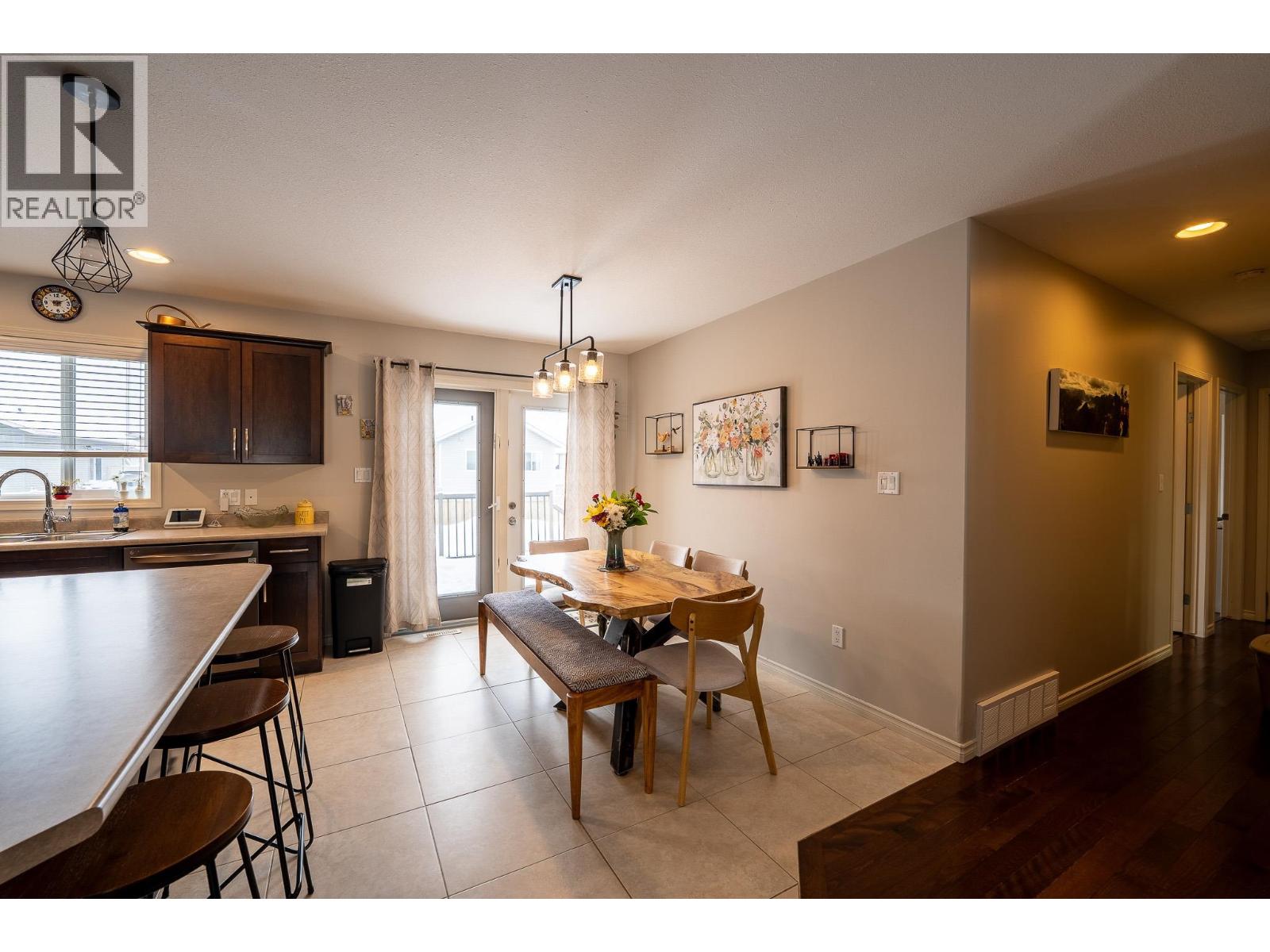 8711 113a Avenue, Fort St. John, British Columbia  V1J 0C4 - Photo 6 - R3105024