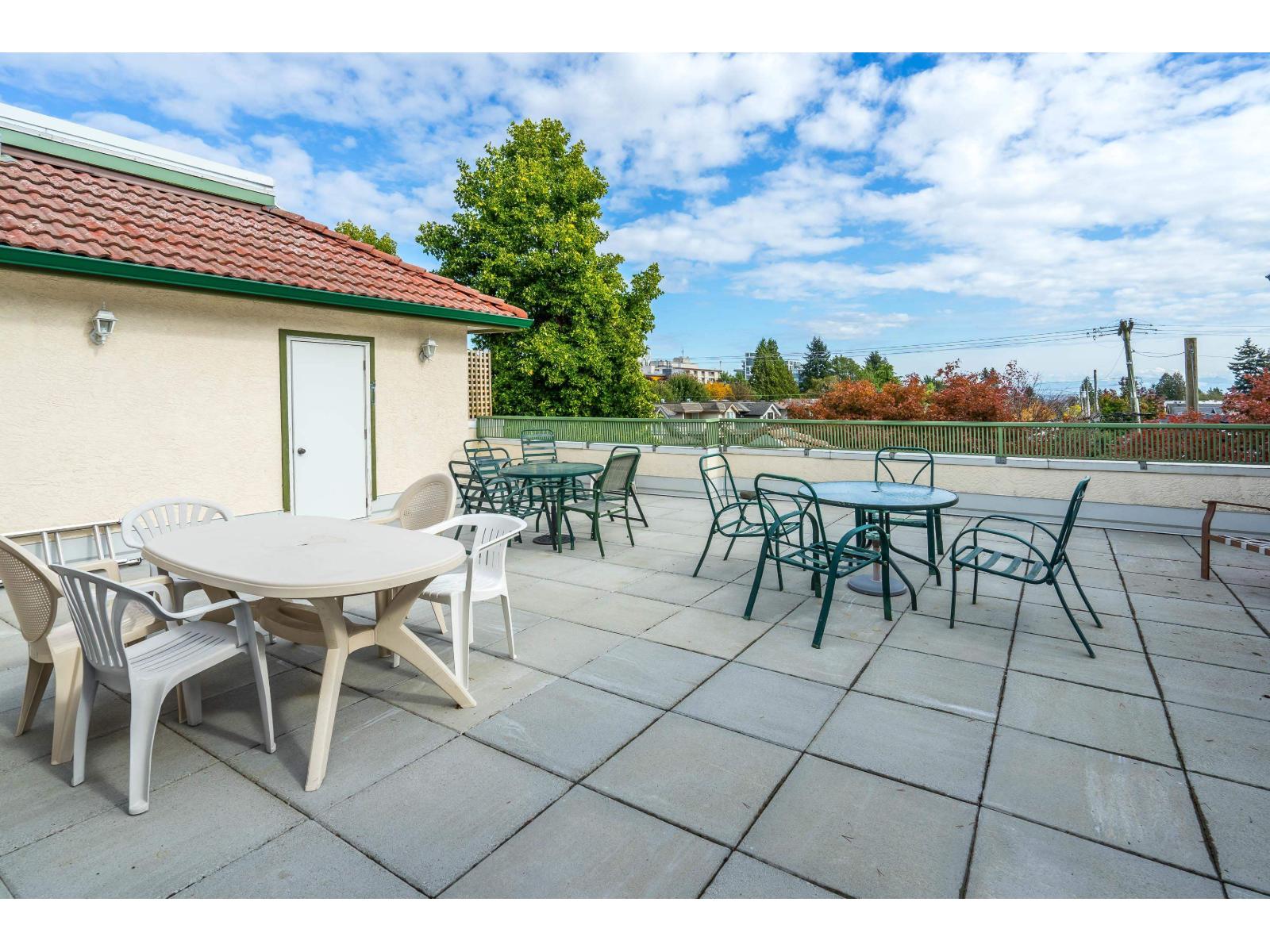 206 1447 Best Street, White Rock, British Columbia  V4B 4E5 - Photo 38 - R3113090