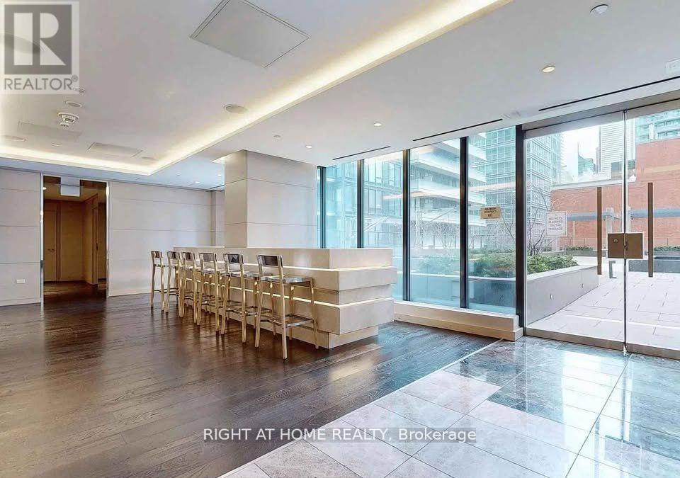 4510 - 125 Blue Jays Way, Toronto, Ontario  M5V 0N5 - Photo 12 - C12914110