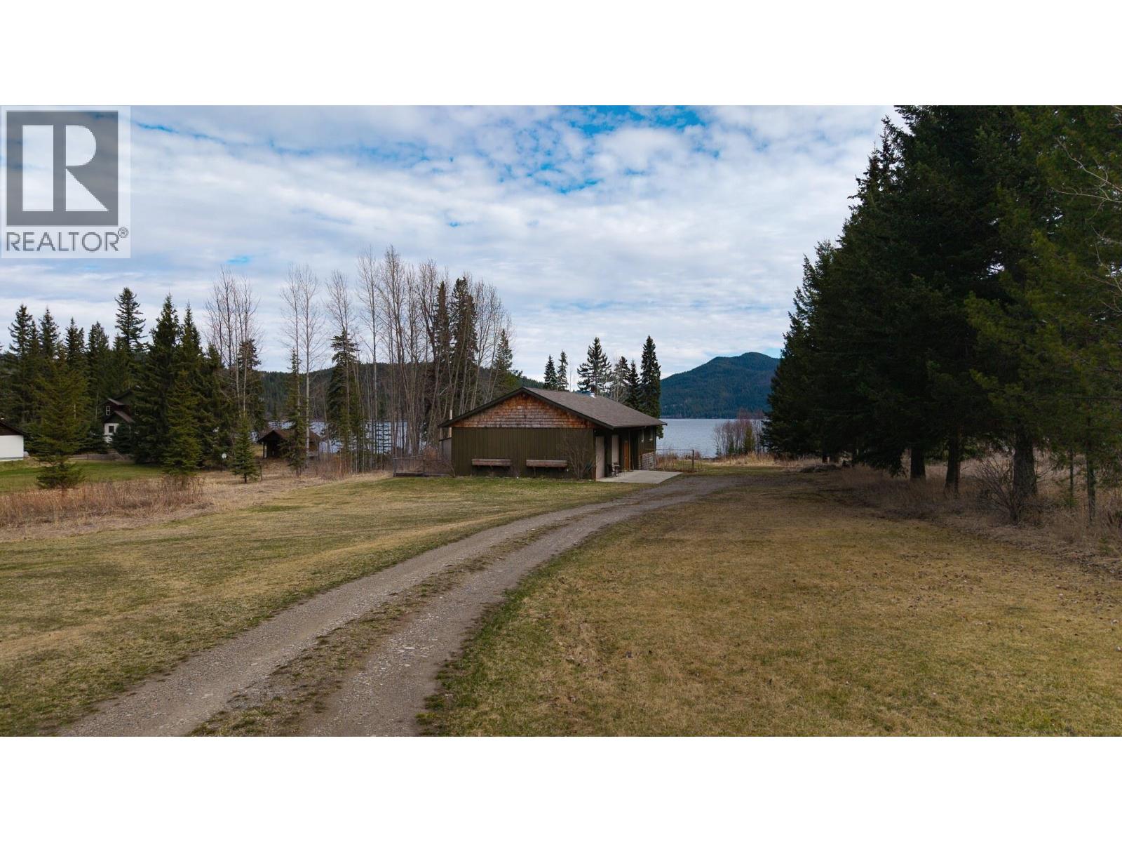 7307 S Canim Lake Road, Canim Lake, British Columbia  V0K 1J0 - Photo 5 - R3096927
