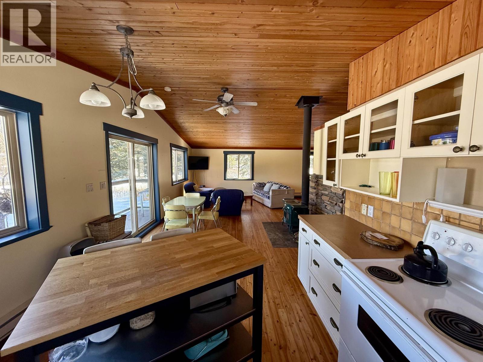 7307 S Canim Lake Road, Canim Lake, British Columbia  V0K 1J0 - Photo 13 - R3096927