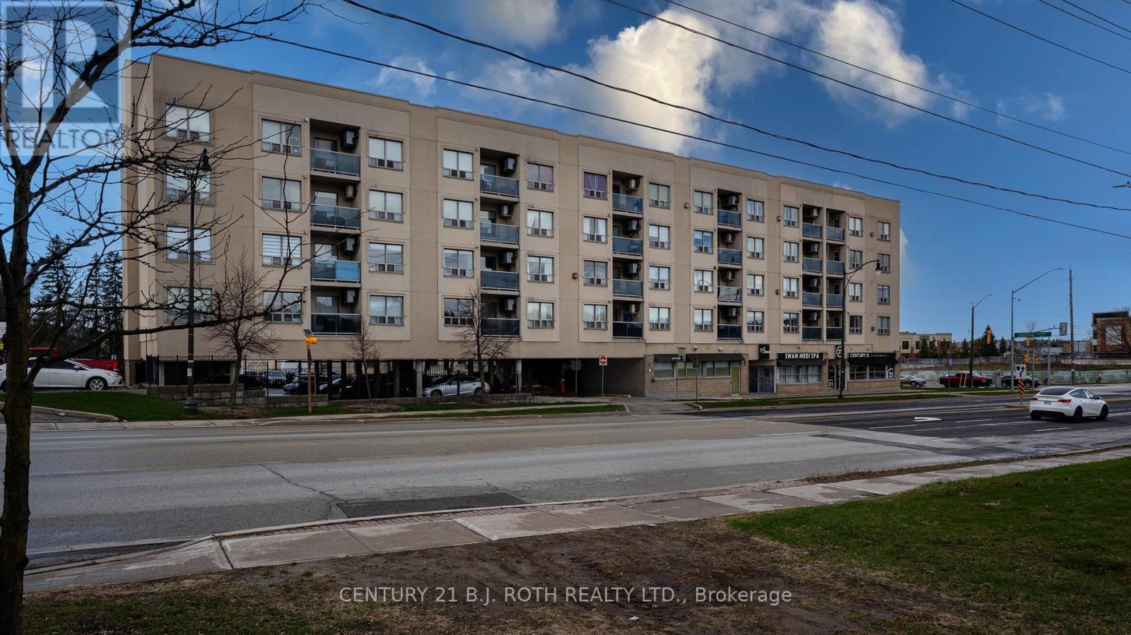 411 - 160 WELLINGTON STREET E, Aurora, Ontario