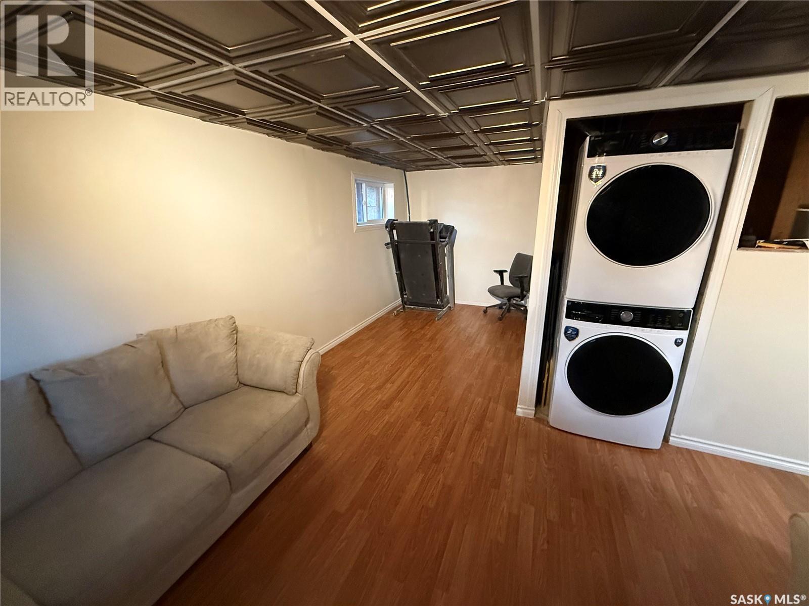 992 Terry Street, Cochin, Saskatchewan  S0M 0L0 - Photo 27 - SK016153