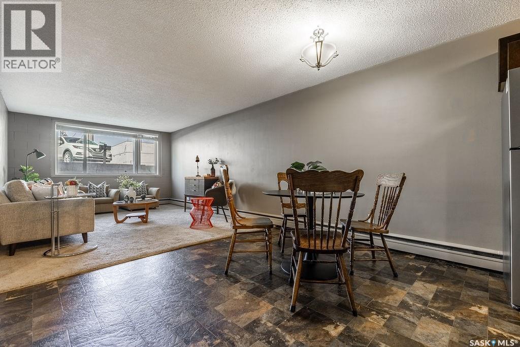 8 2707 7th Street E, Saskatoon, Saskatchewan  S7H 1A7 - Photo 2 - SK033529