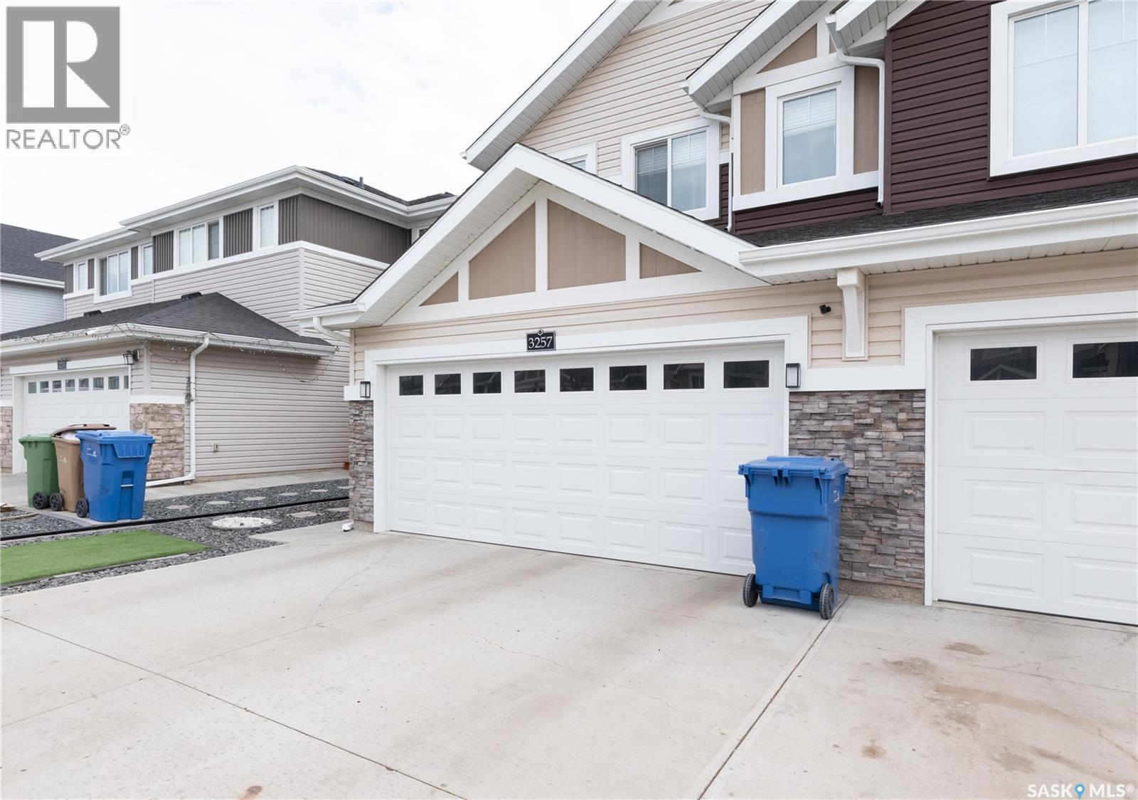 3257 Green Stone Road, Regina, Saskatchewan  S4V 3R4 - Photo 2 - SK033528