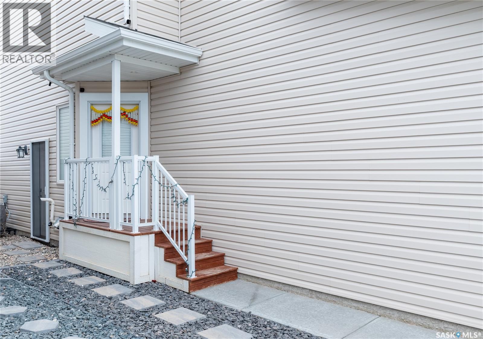 3257 Green Stone Road, Regina, Saskatchewan  S4V 3R4 - Photo 4 - SK033528