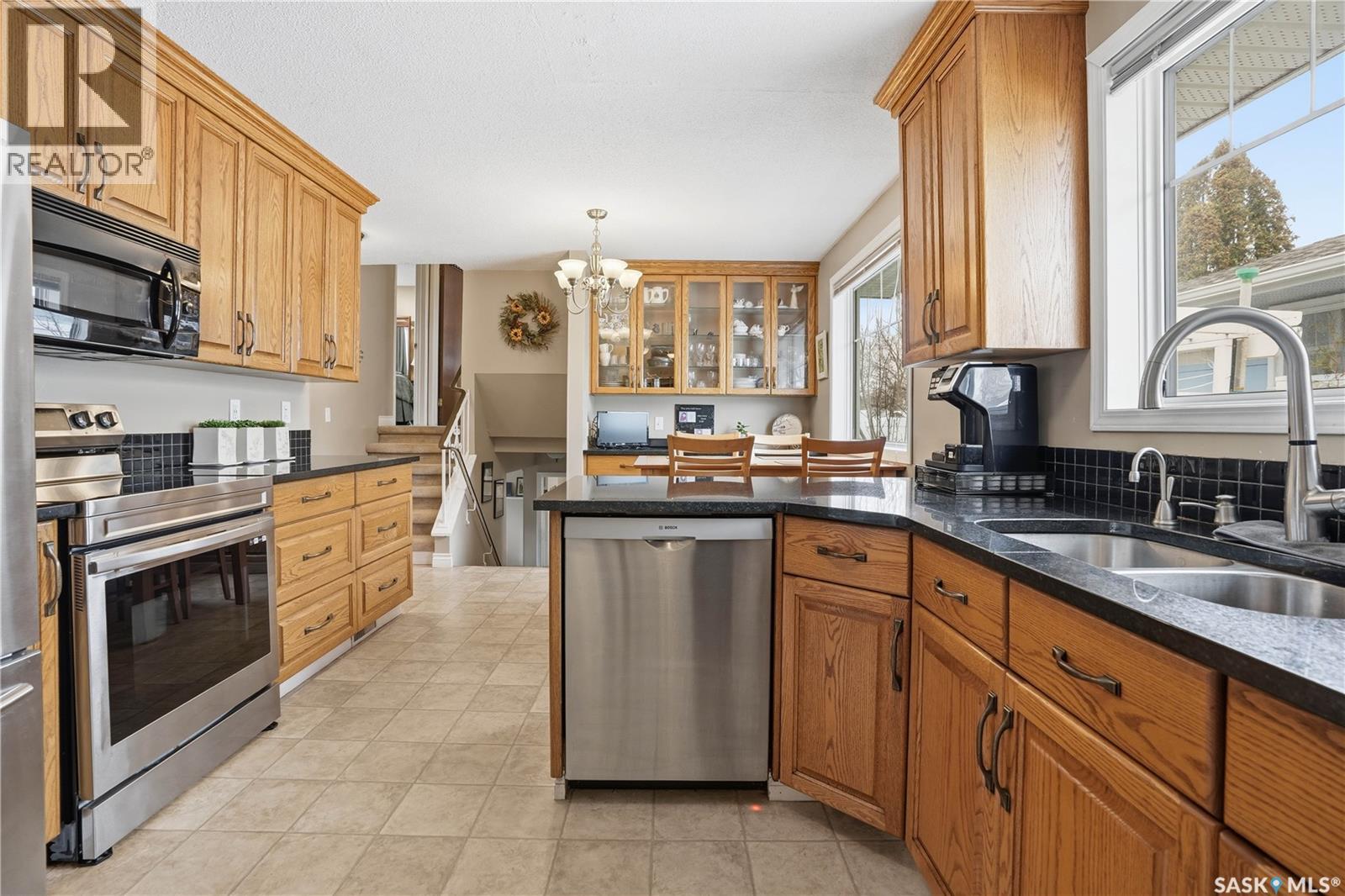 4336 Queen Street, Regina, Saskatchewan  S4S 5V9 - Photo 15 - SK033494