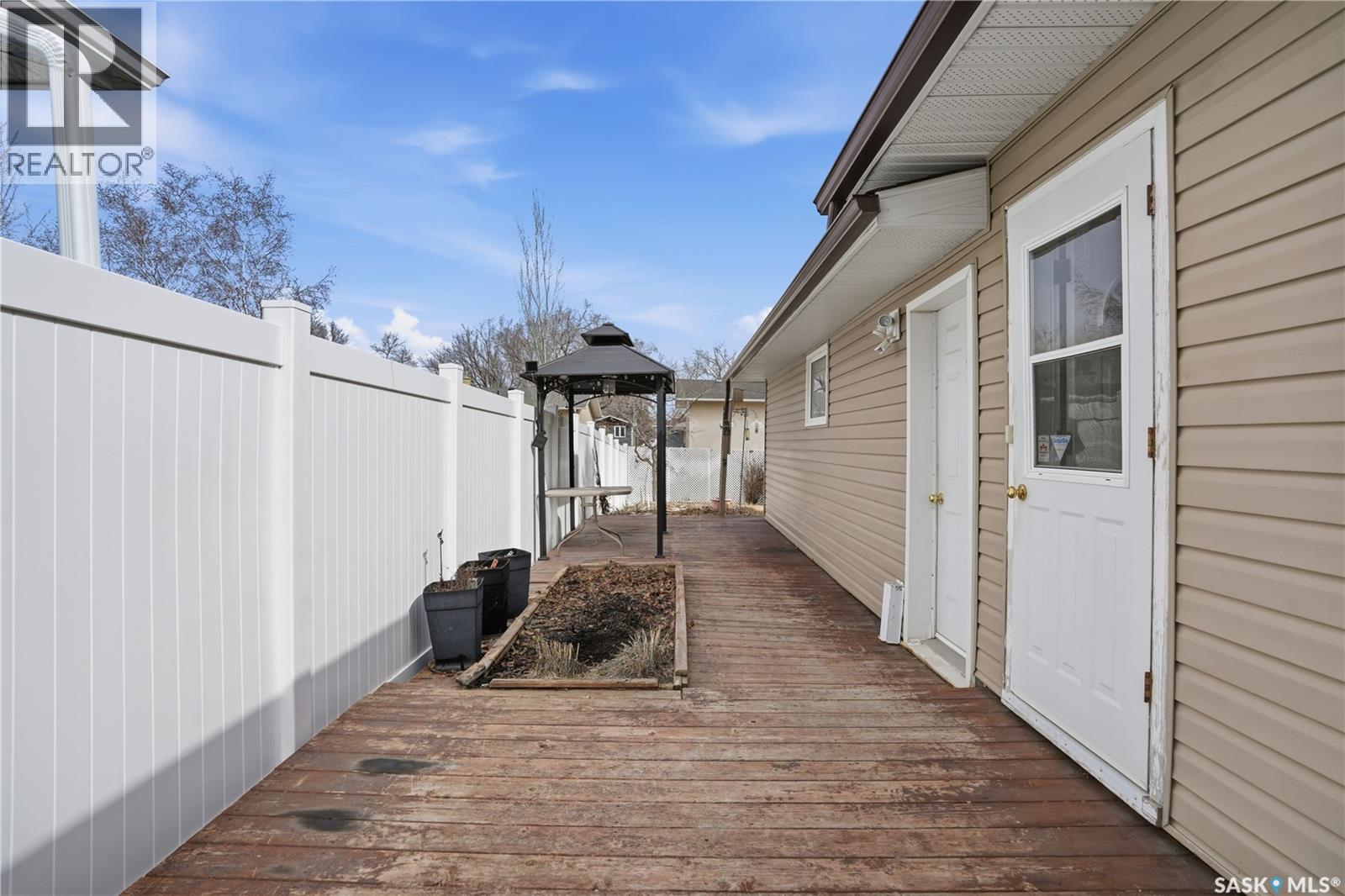 4336 Queen Street, Regina, Saskatchewan  S4S 5V9 - Photo 41 - SK033494