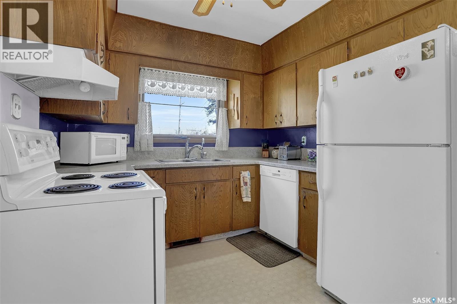 4220 Regina Avenue, Regina, Saskatchewan  S4S 0J4 - Photo 10 - SK033454