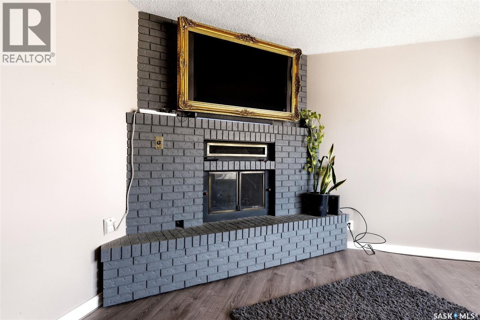 34 Glasgow Street, Regina, Saskatchewan  S4X 1E1 - Photo 5 - SK033383