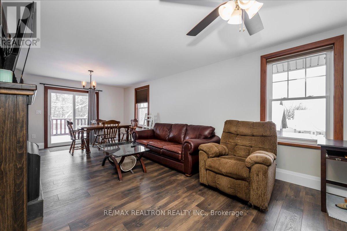 685 7 Line S, Oro-Medonte, Ontario  L0L 0A7 - Photo 5 - S13025182