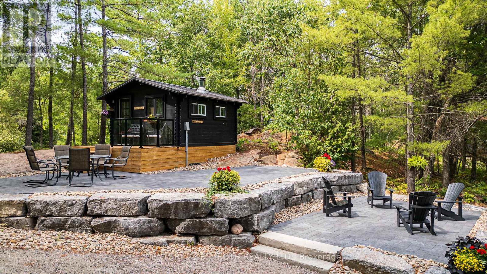 3193 Muskoka Street, Severn, Ontario  L0K 2B0 - Photo 11 - S13025236