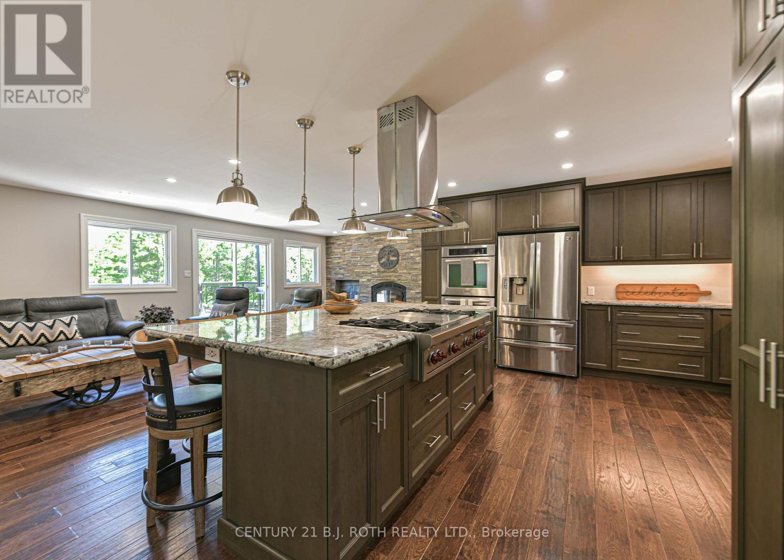 3193 Muskoka Street, Severn, Ontario  L0K 2B0 - Photo 39 - S13025236