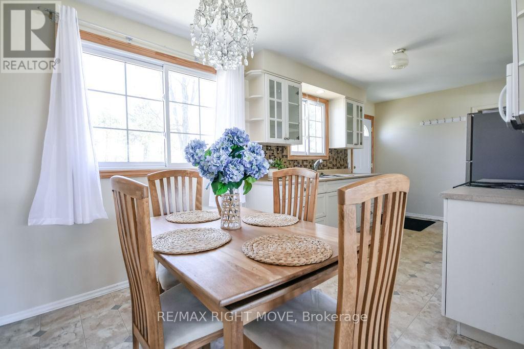 323 Collins Drive, Orillia, Ontario  L3V 1E5 - Photo 11 - S13025394