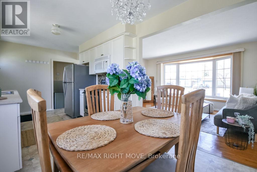 323 Collins Drive, Orillia, Ontario  L3V 1E5 - Photo 12 - S13025394