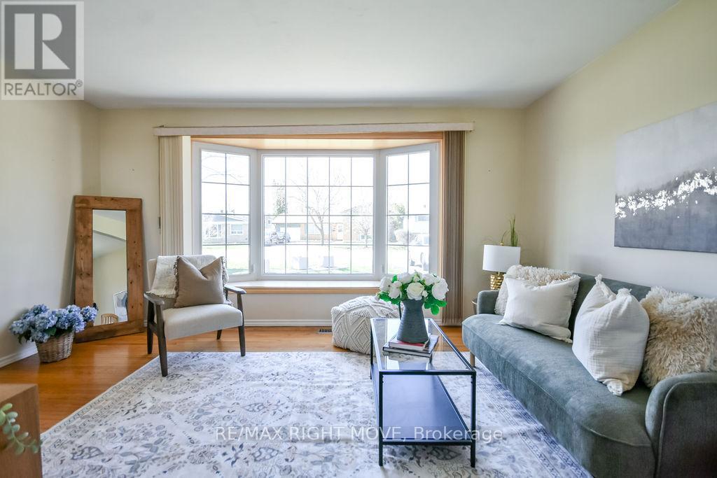 323 Collins Drive, Orillia, Ontario  L3V 1E5 - Photo 14 - S13025394