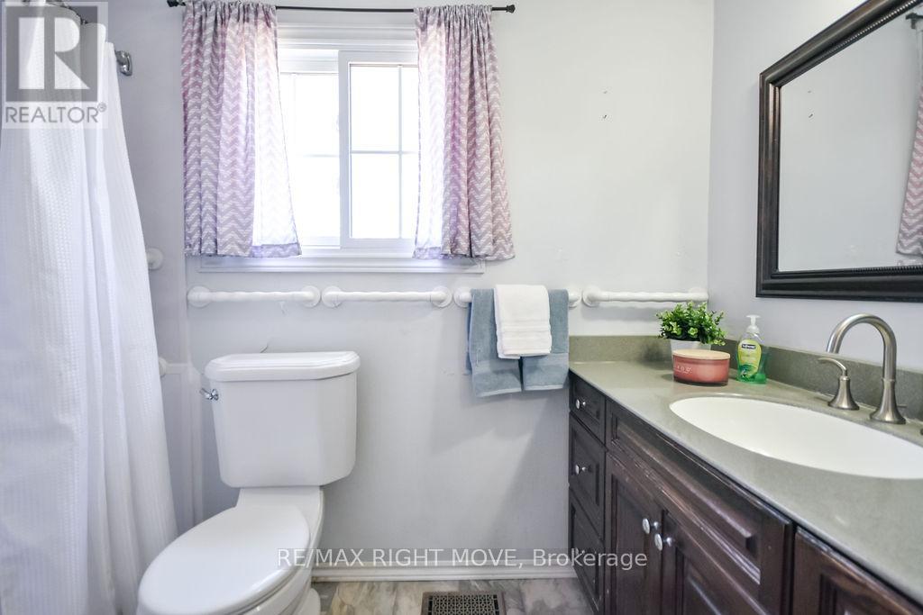 323 Collins Drive, Orillia, Ontario  L3V 1E5 - Photo 23 - S13025394