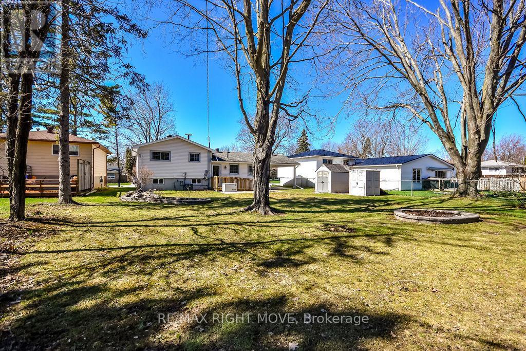 323 Collins Drive, Orillia, Ontario  L3V 1E5 - Photo 36 - S13025394