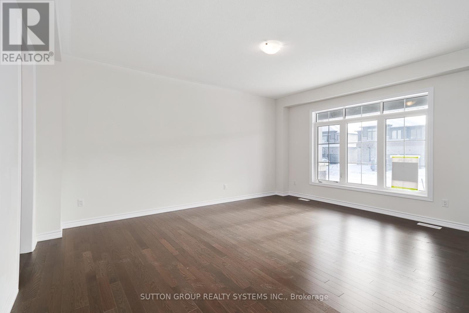 27 Del Ray Crescent, Wasaga Beach, Ontario  L9Z 0N1 - Photo 10 - S13025408