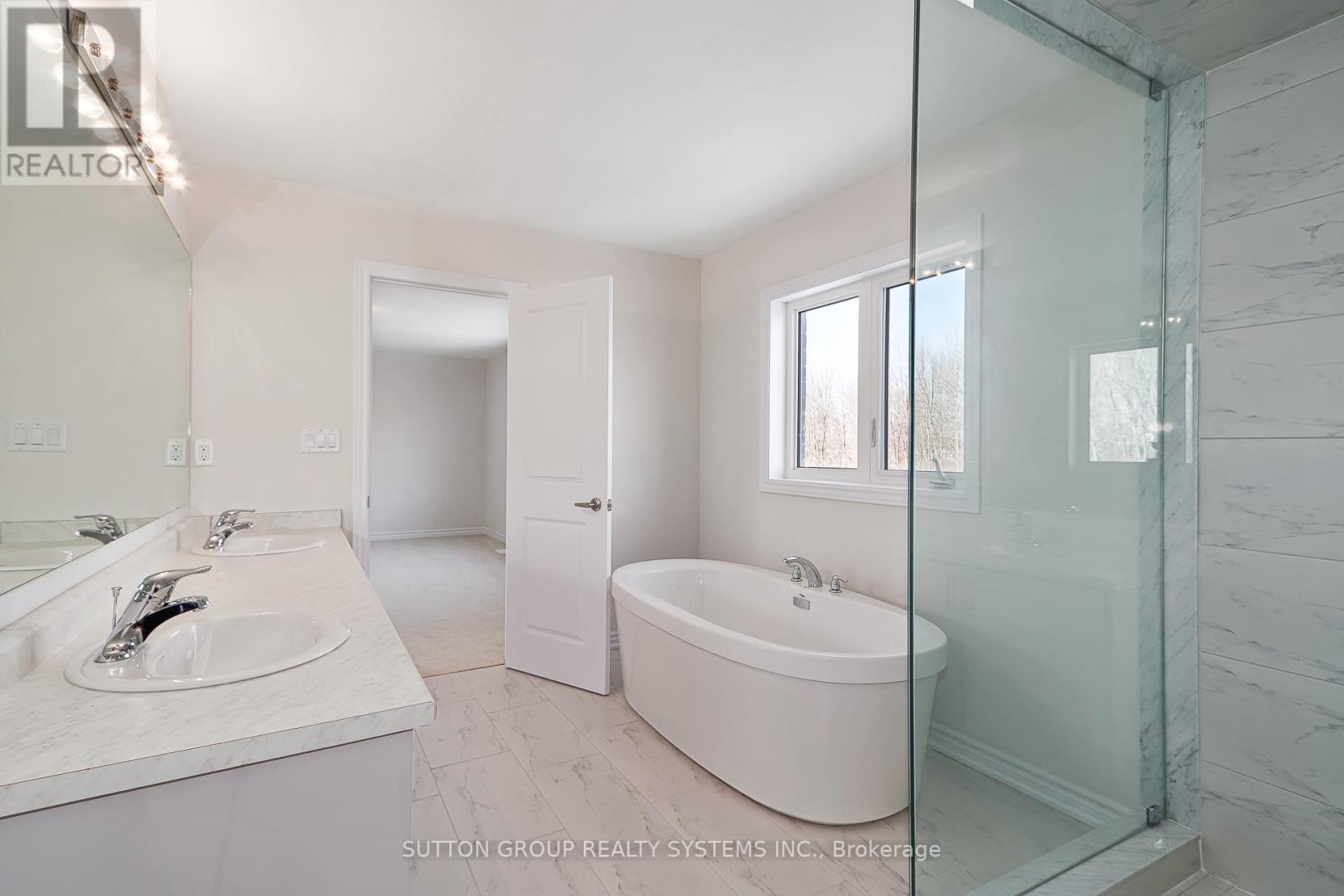 27 Del Ray Crescent, Wasaga Beach, Ontario  L9Z 0N1 - Photo 34 - S13025408