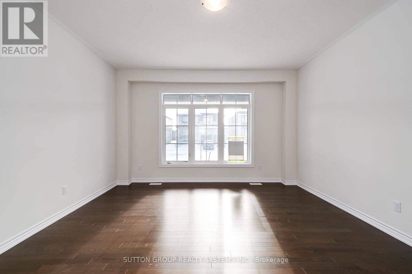 27 Del Ray Crescent, Wasaga Beach, Ontario  L9Z 0N1 - Photo 5 - S13025408