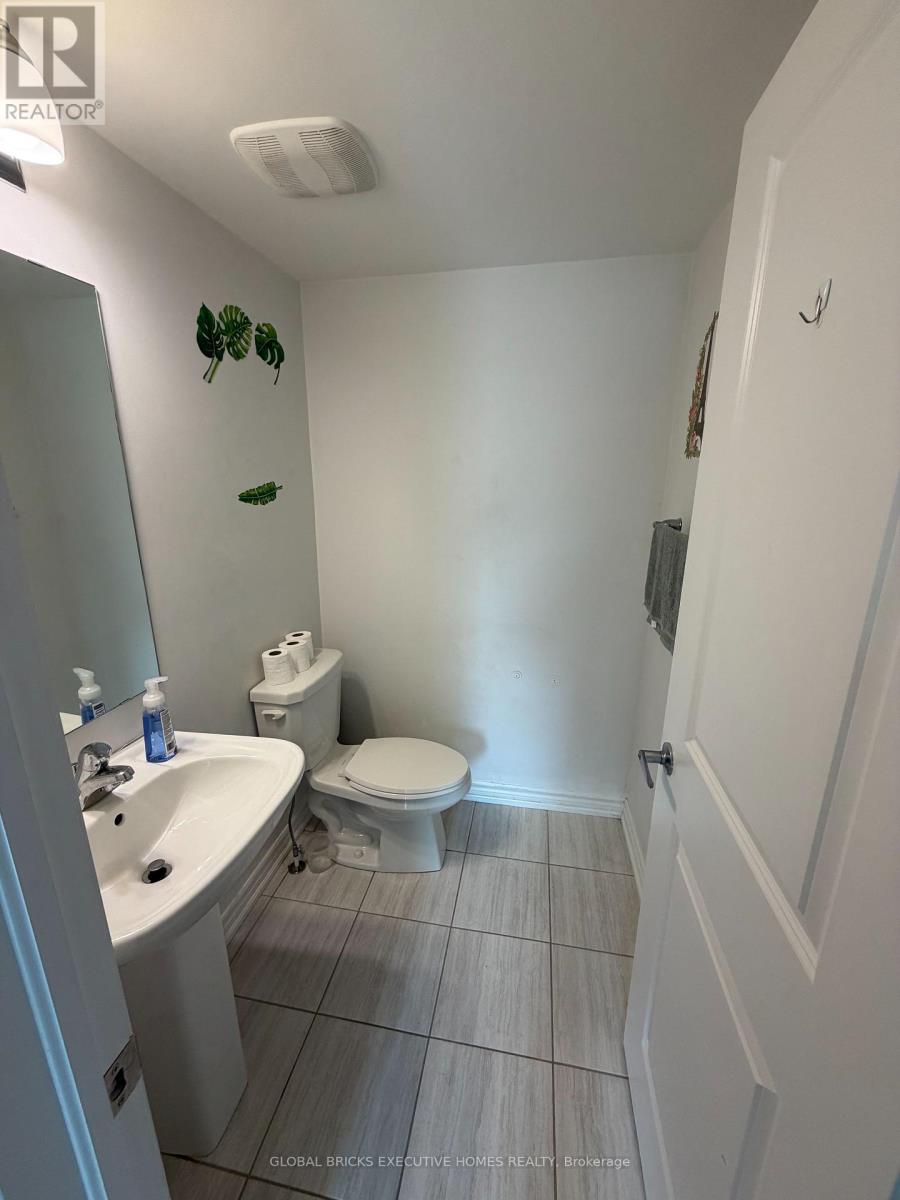 130 - 2500 Hillrise Court, Oshawa, Ontario  L1L 0M6 - Photo 12 - E13025406