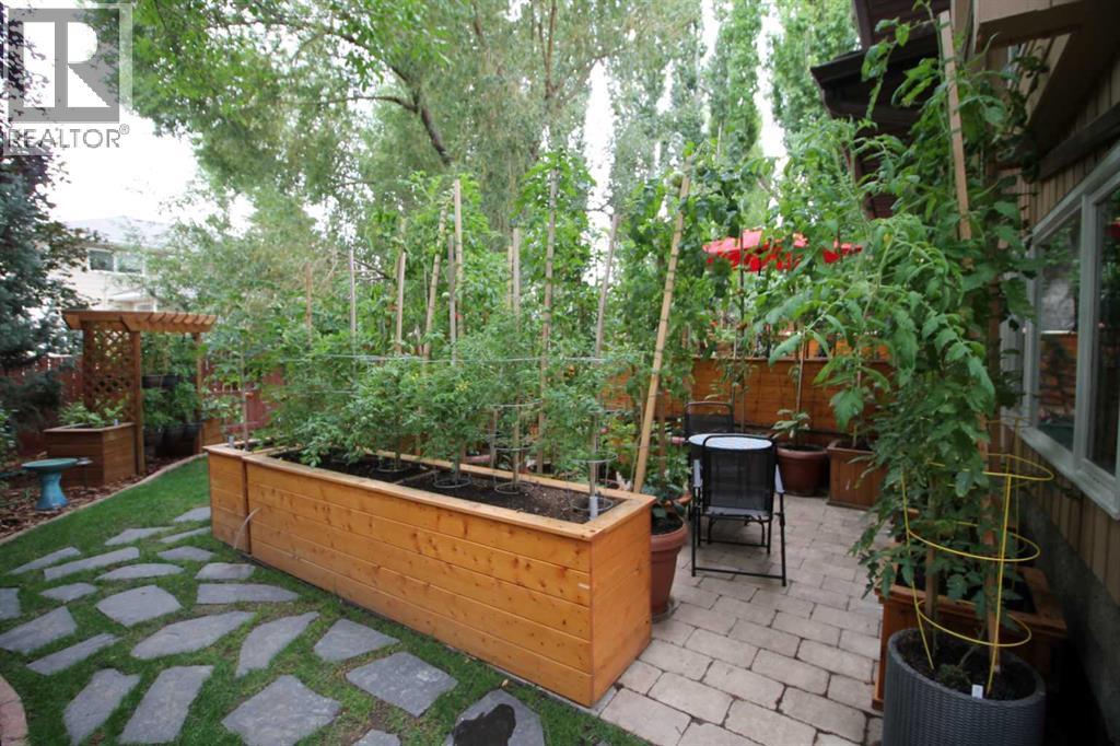 18 Coachwood Road W, Lethbridge, Alberta  T1K 6B5 - Photo 5 - A2296650