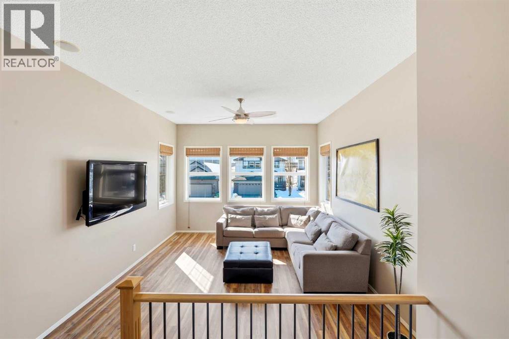 101 Cougarstone Manor Sw, Calgary, Alberta  T3H 5N5 - Photo 16 - A2302495