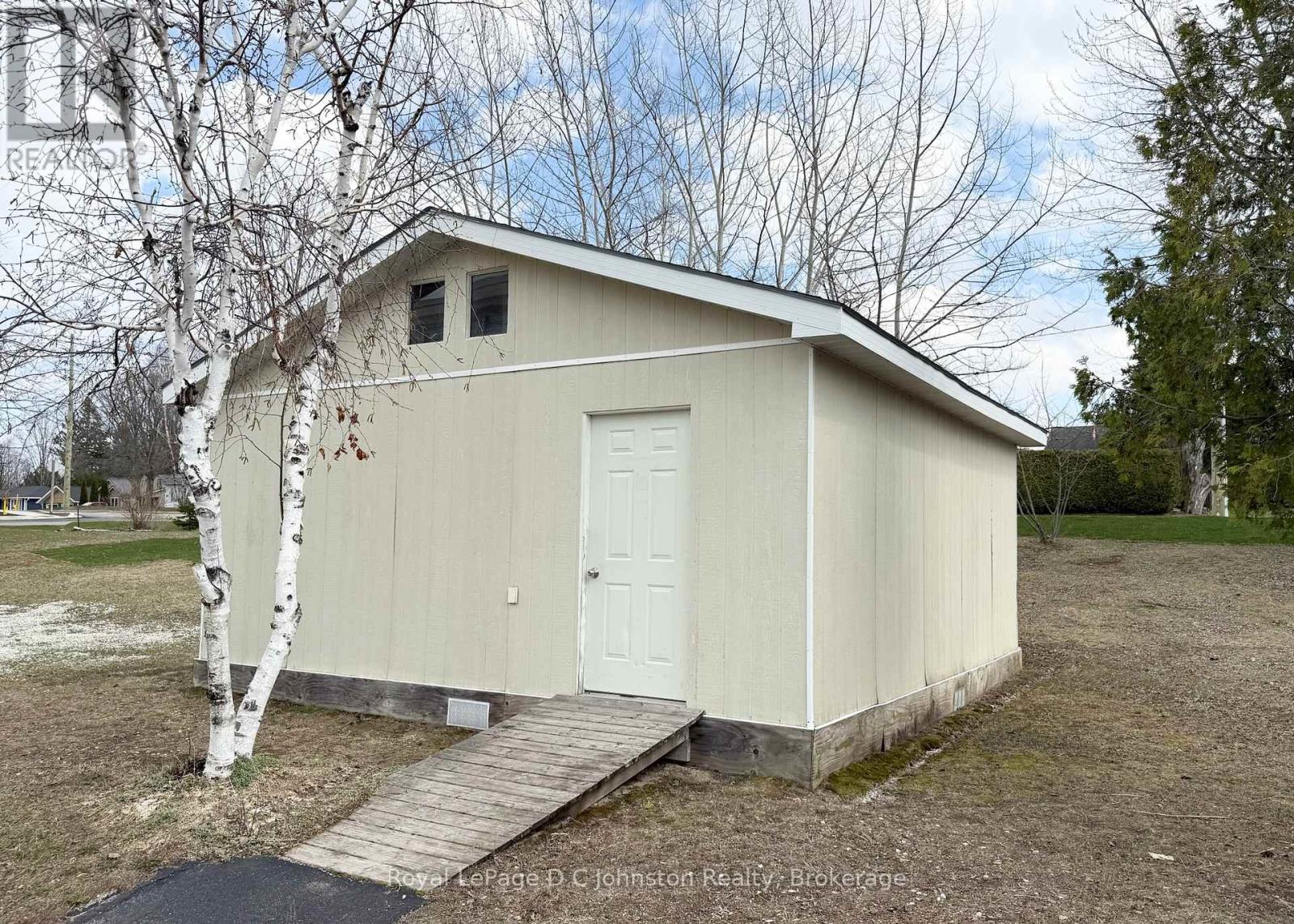 306 - 229 Adelaide Street, Saugeen Shores, Ontario  N0H 2L0 - Photo 24 - X12825770