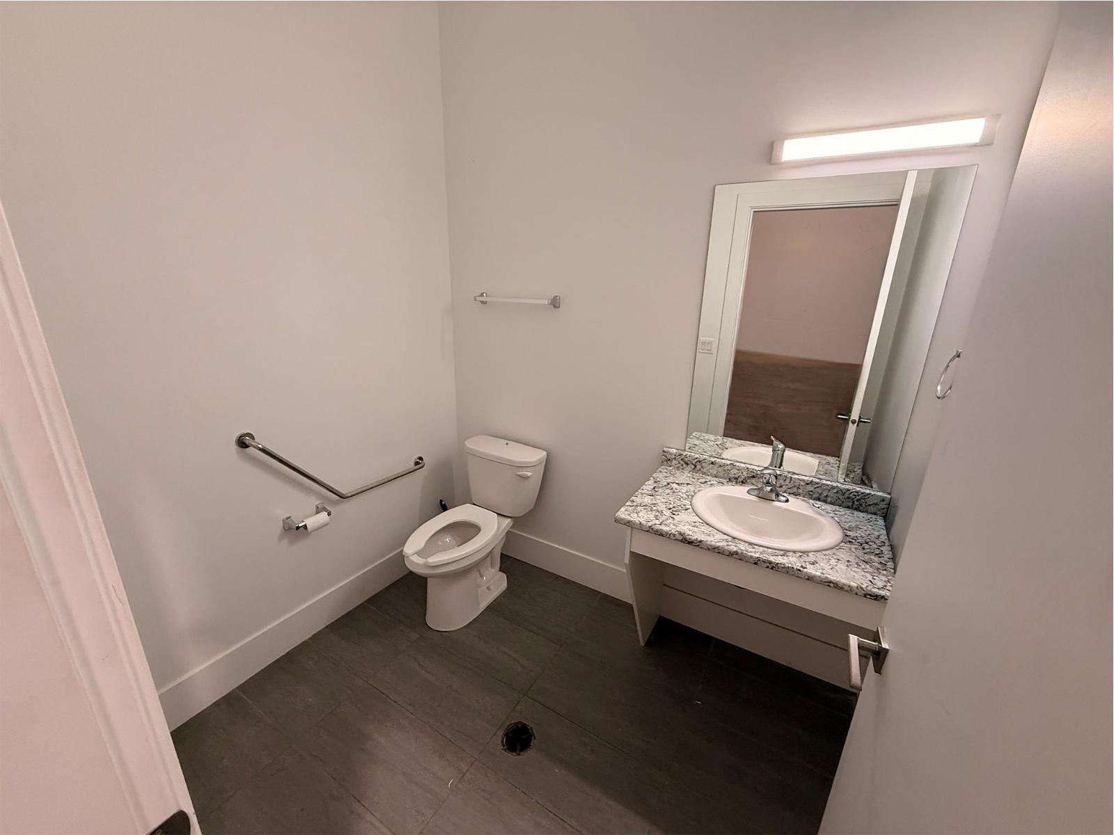 104 19181 34a Avenue, Surrey, British Columbia  V3S 0L5 - Photo 7 - C8078071