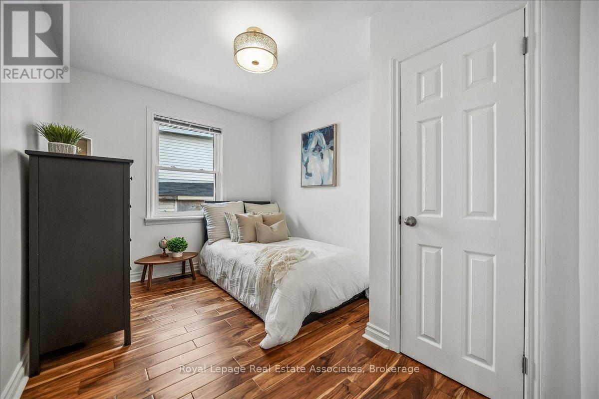 14 Cavell Avenue, Toronto, Ontario  M8V 1P2 - Photo 22 - W13025050