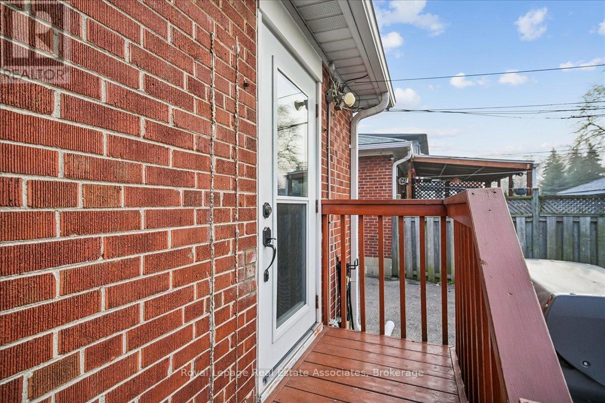 14 Cavell Avenue, Toronto, Ontario  M8V 1P2 - Photo 37 - W13025050