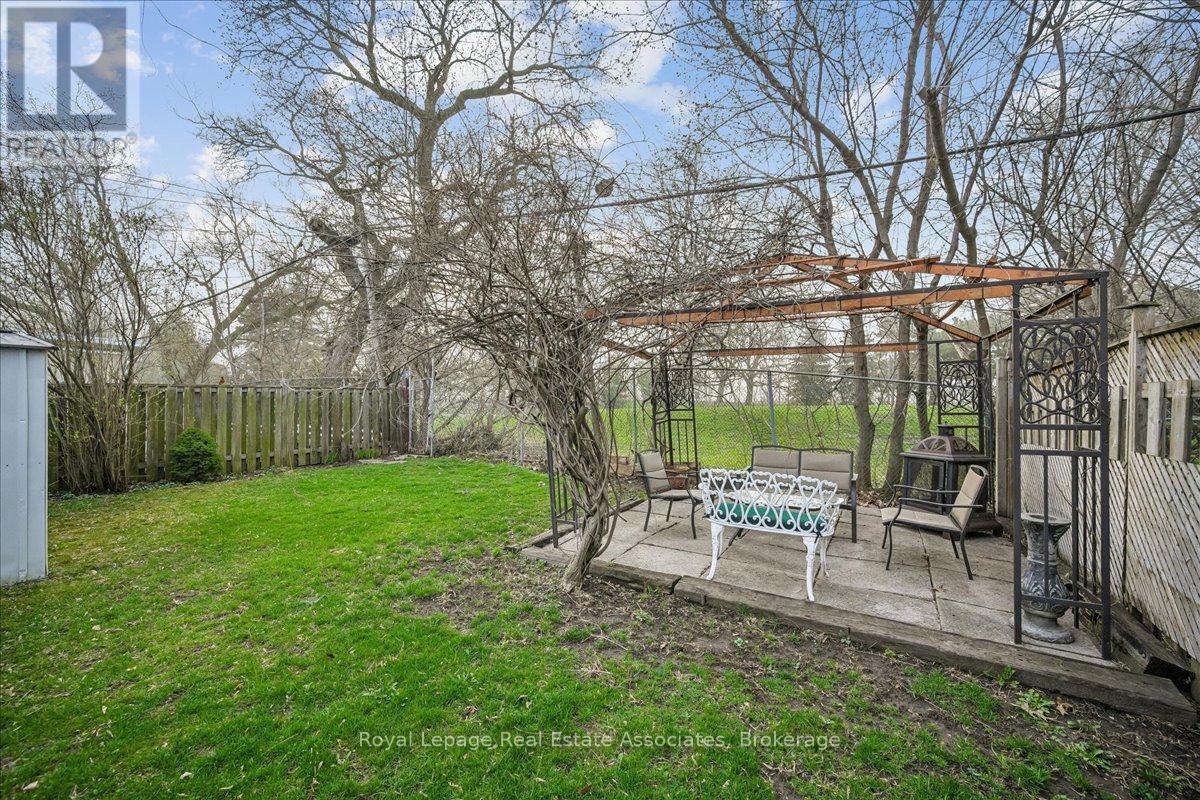 14 Cavell Avenue, Toronto, Ontario  M8V 1P2 - Photo 41 - W13025050