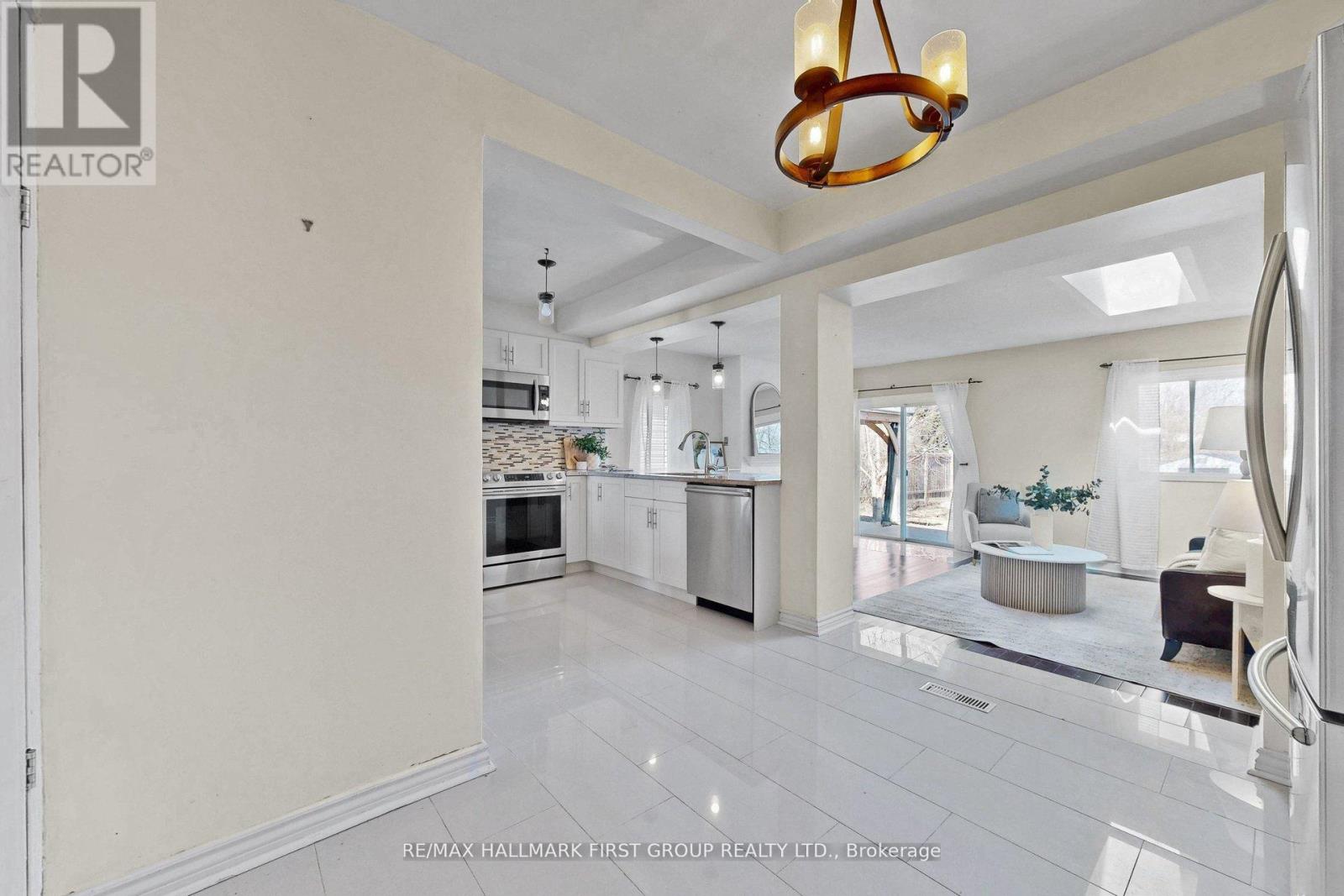 103 Nancy Mccredie Drive, Brampton (Brampton West), Ontario  L6X 2N4 - Photo 16 - W13025108